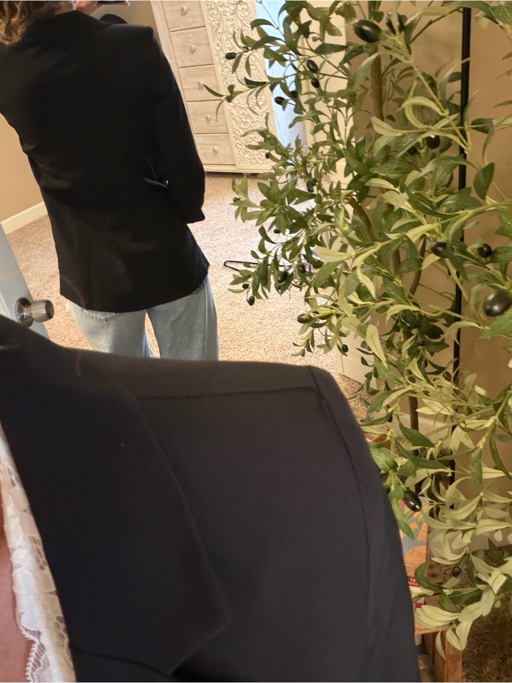Blazer - Picture 5 of 6